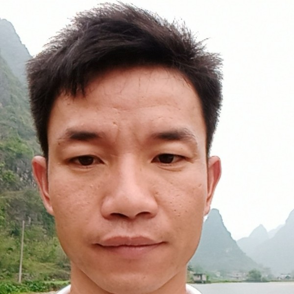 情间的照片