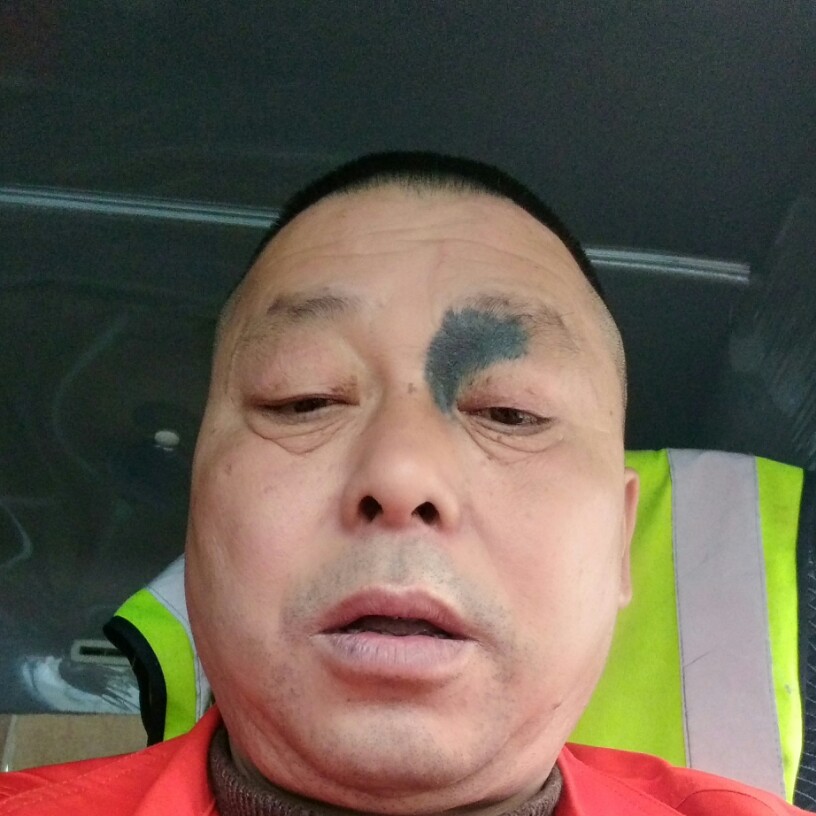 贺车子安的照片
