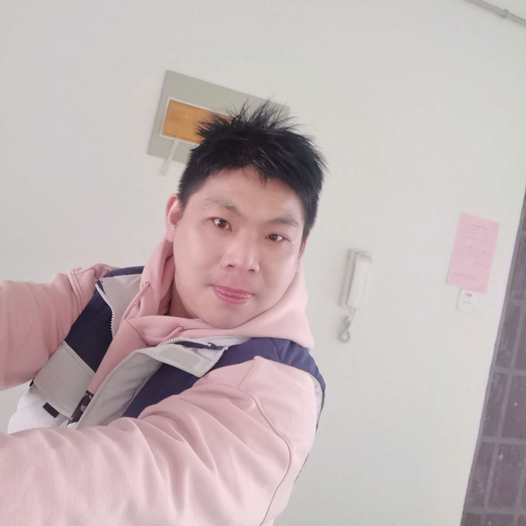送钢笔的人呢的照片