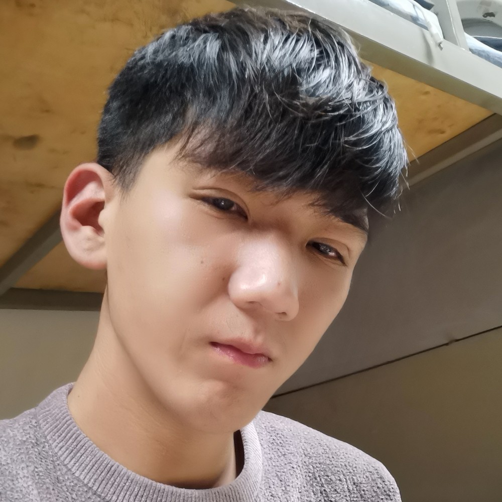 愧疚的爱的照片