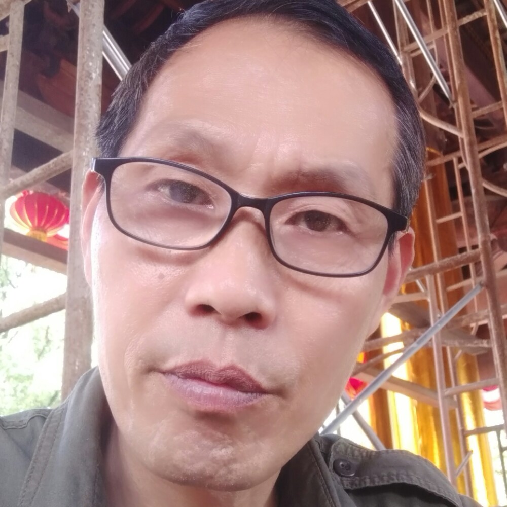 淡定深拥初雨的照片