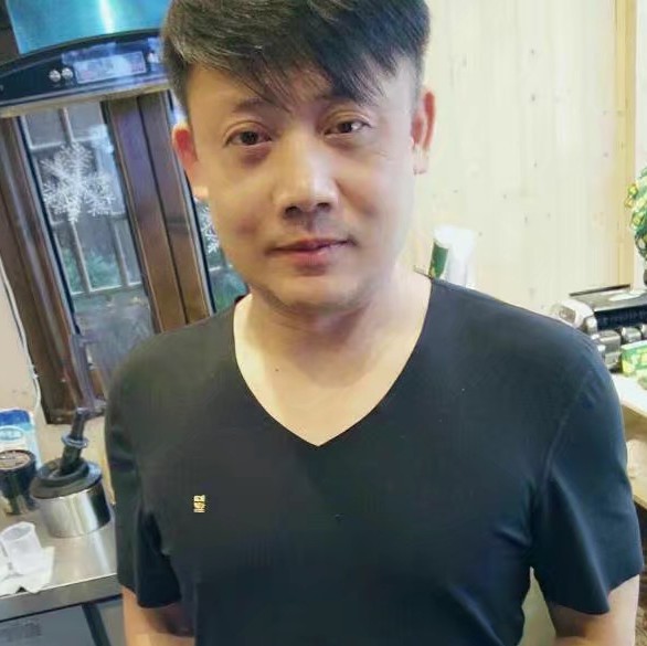 尊阳的照片