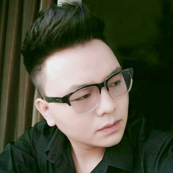 世界漫步善良的照片