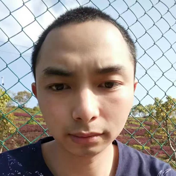 缥缈悲凉的照片