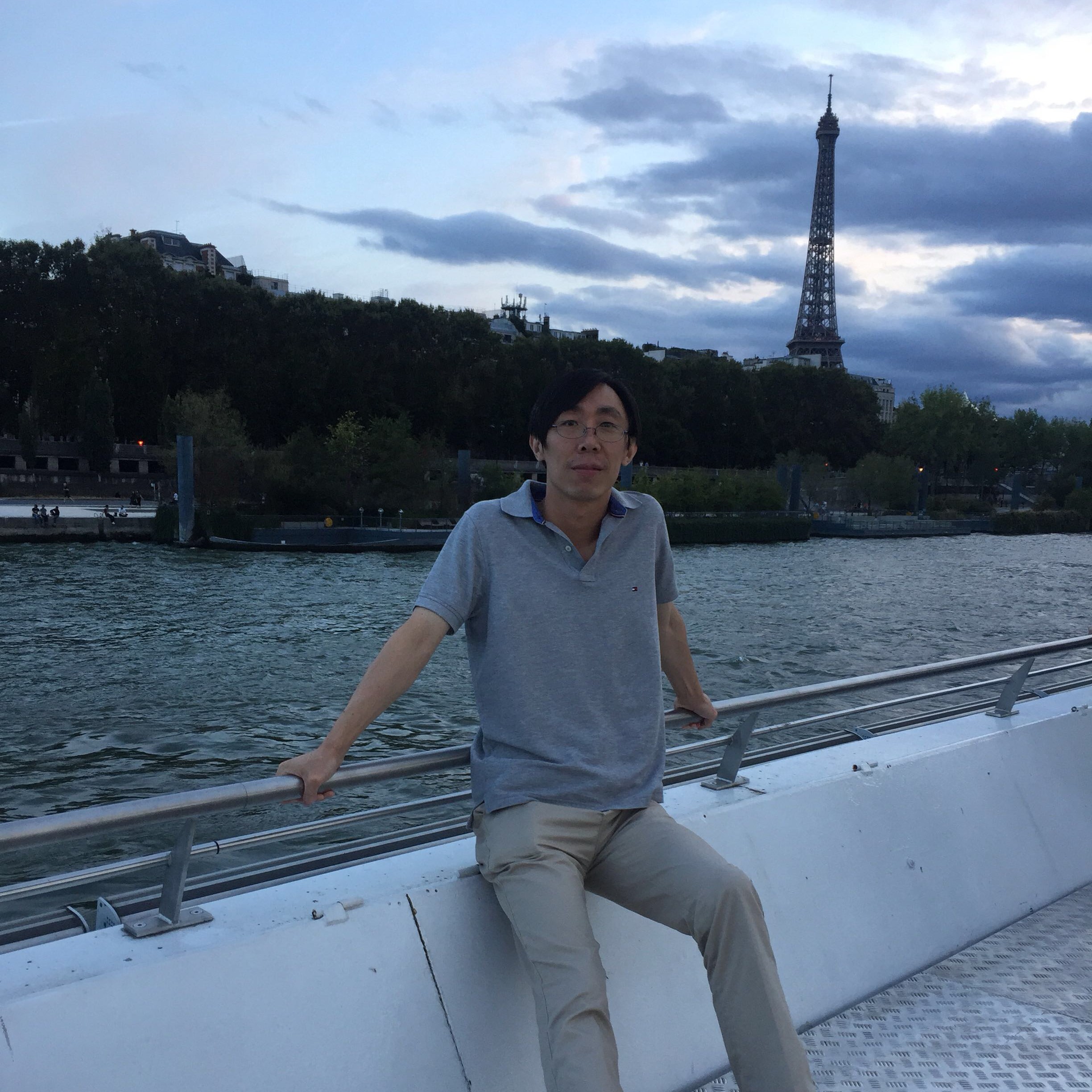 罗伊的照片