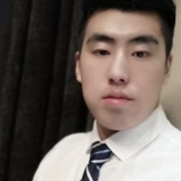 小懒猪相许留胡子的照片