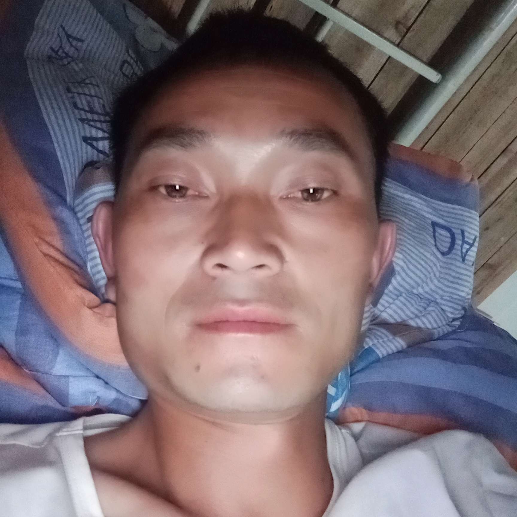 单身两人的照片
