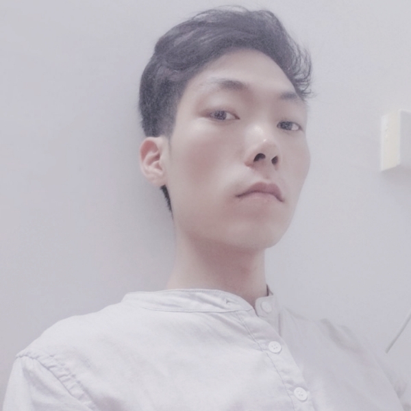 没有童话的照片