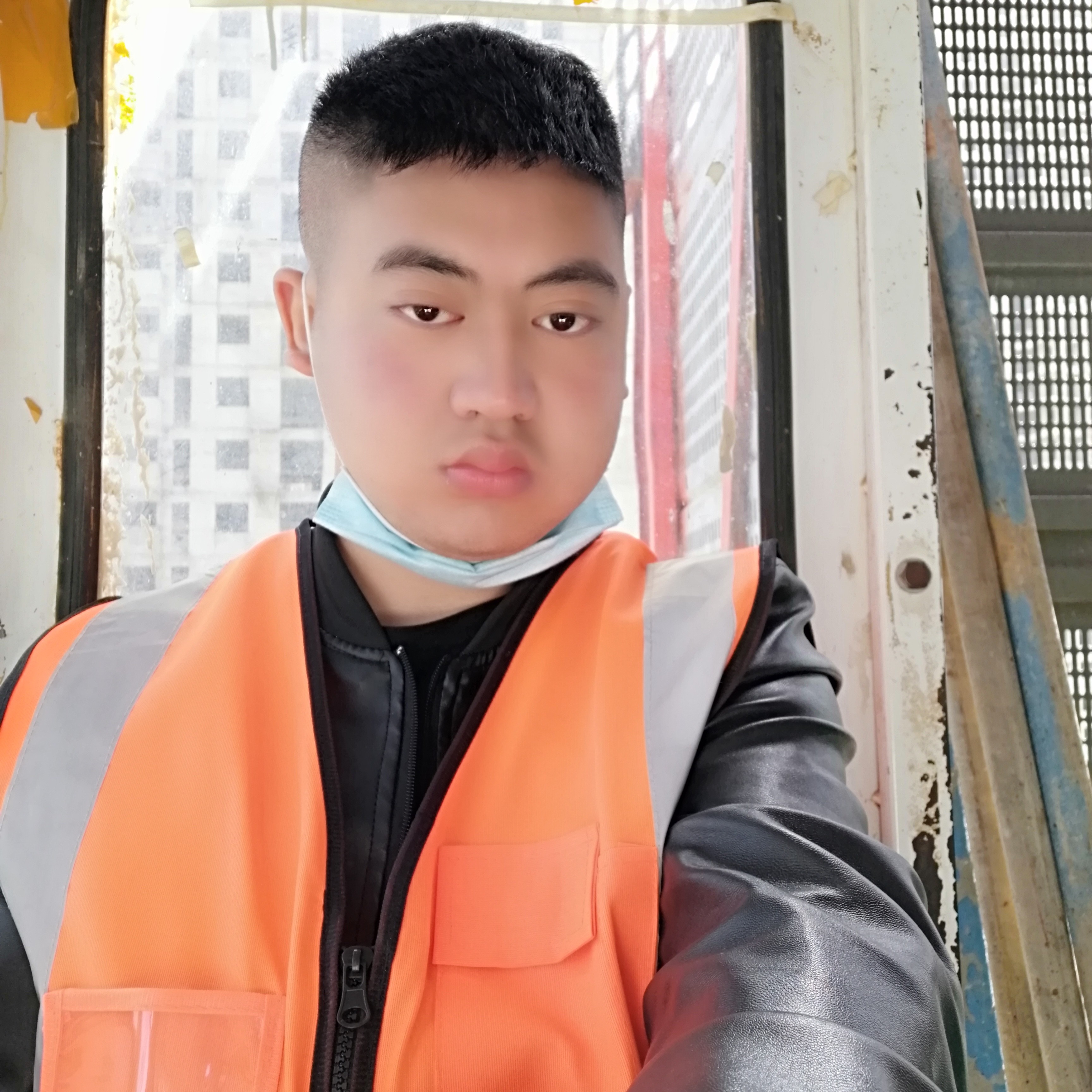 喻荣吉的照片