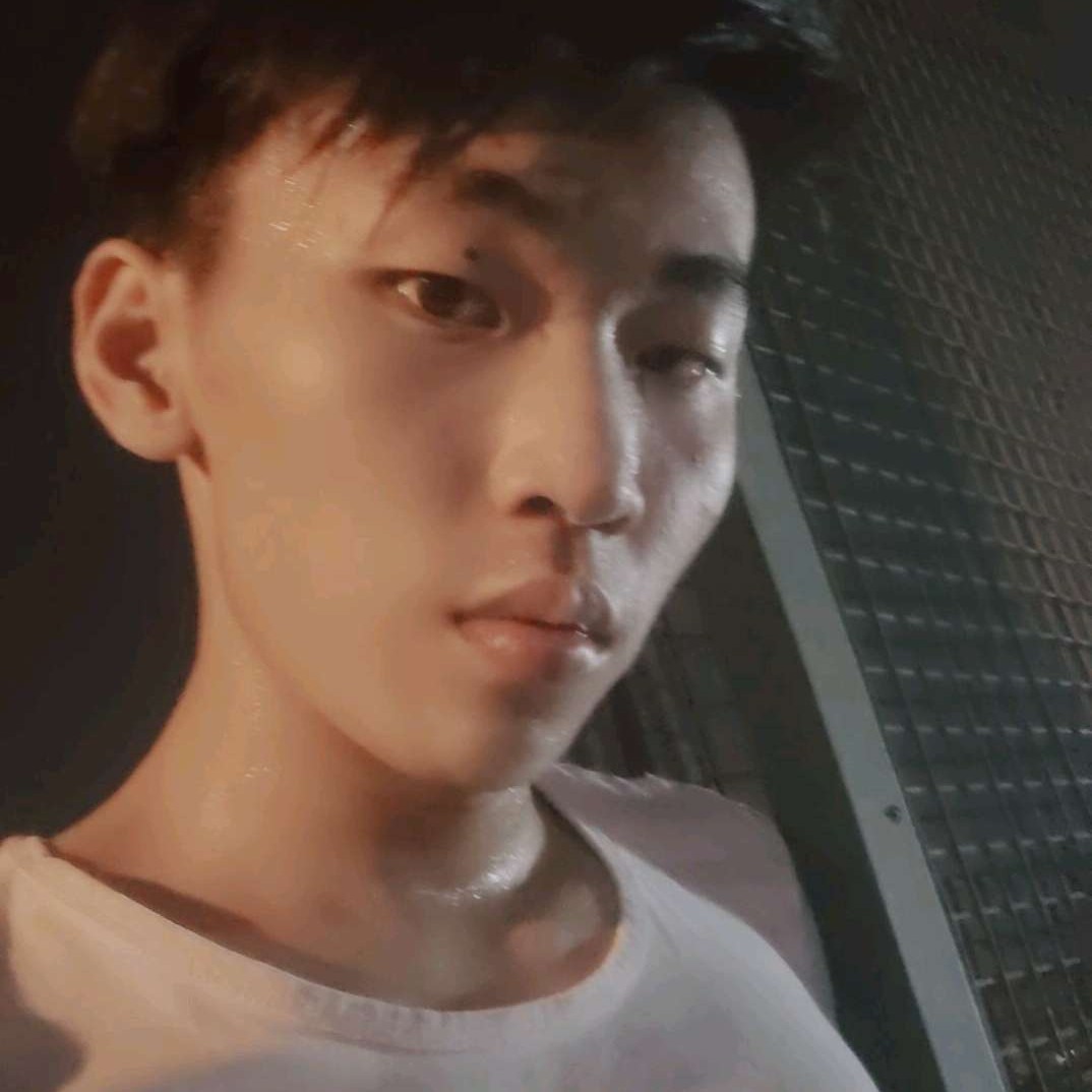 方盒泪了孤独的照片