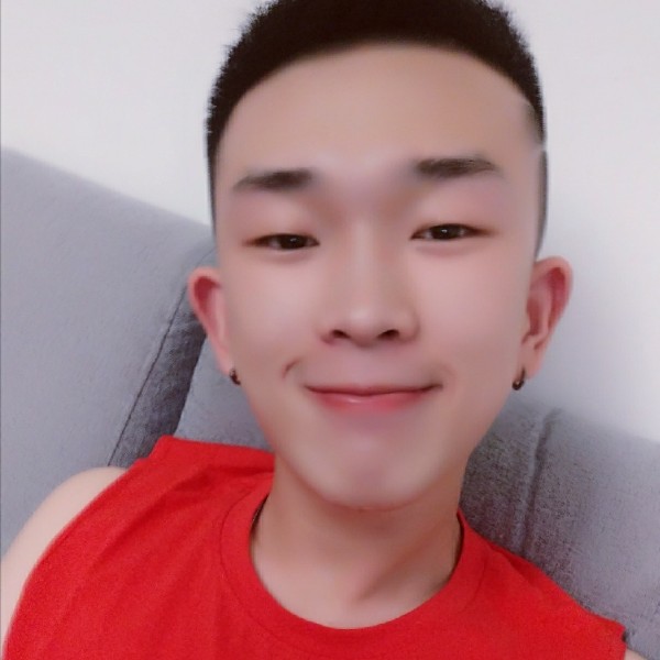 李炸炸的照片