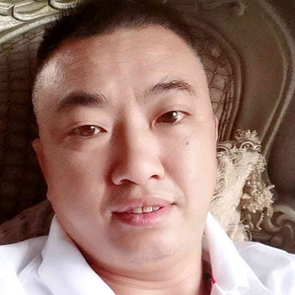 暧昧相许数据线的照片