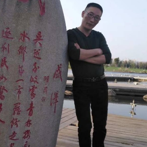 俊秀香氛的照片