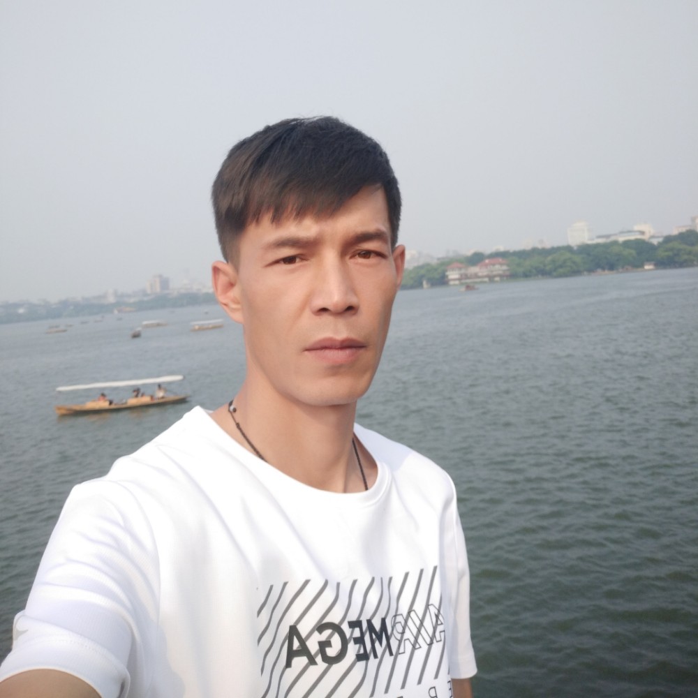 孤月燎辰的照片