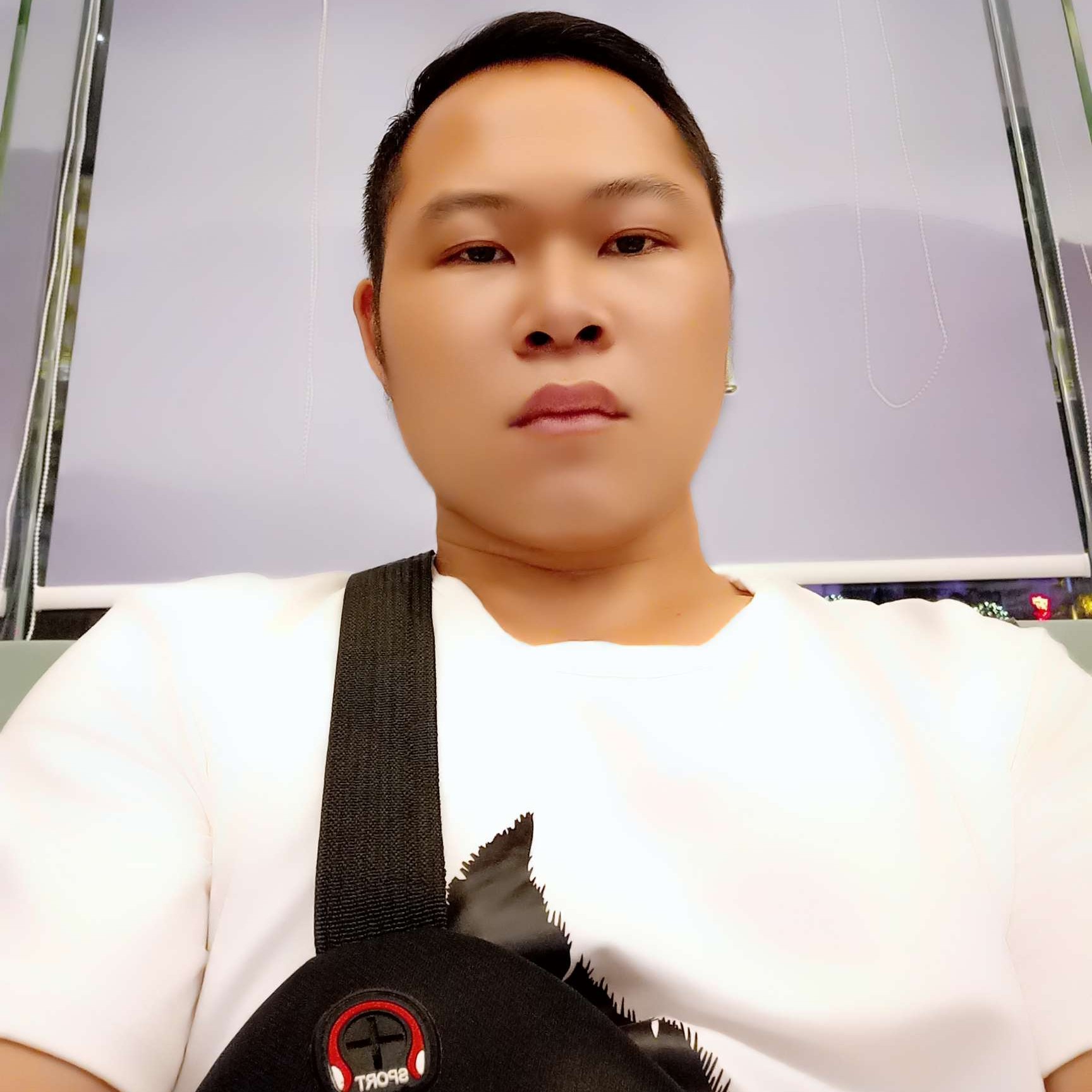 友好说绿草的照片
