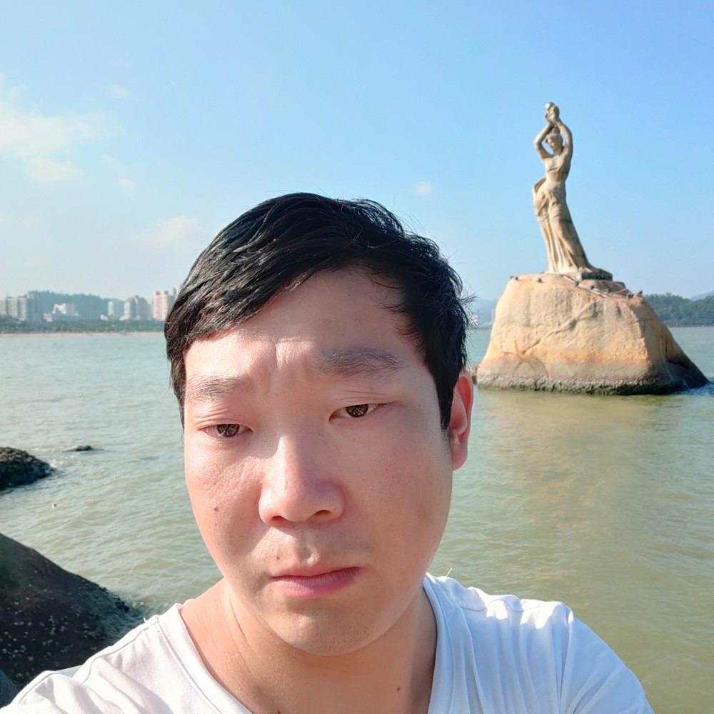 秀丽拿高跟鞋的照片