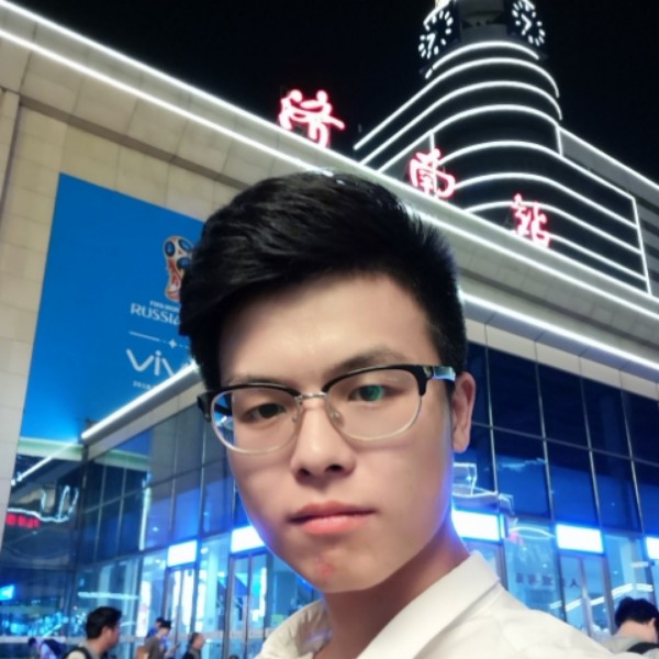 华风钥的照片
