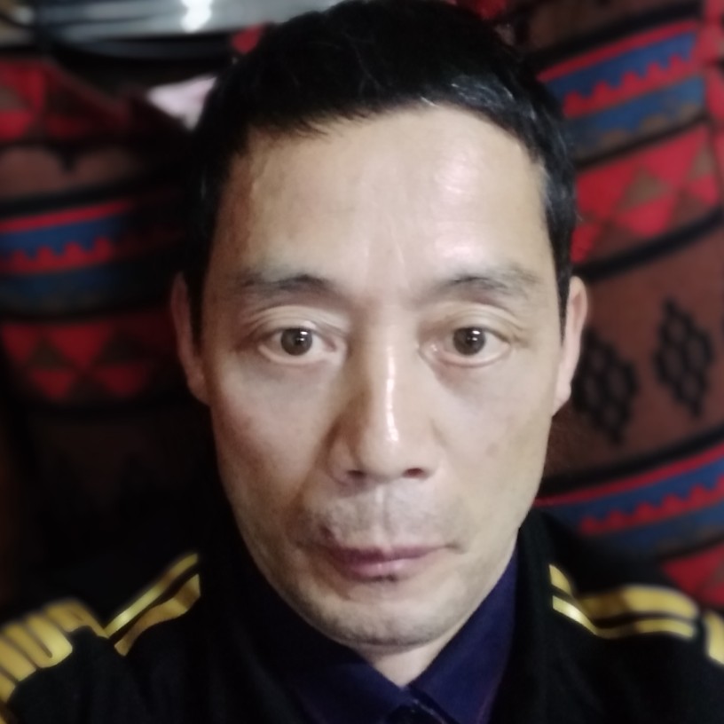 肩负的照片