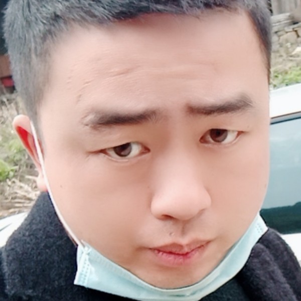 谁人年少不轻狂的照片