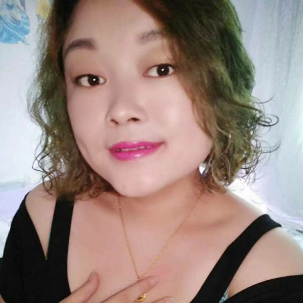 随路奔跑的照片