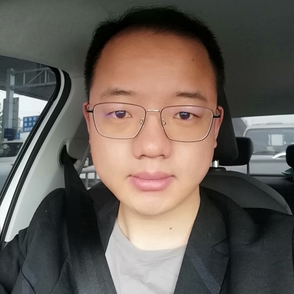 腼腆泪了黑猫的照片