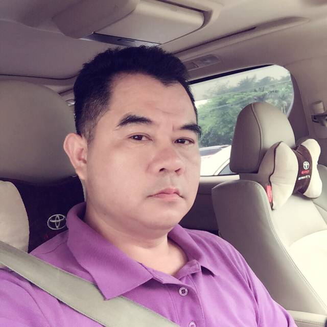 白迷失花城的照片