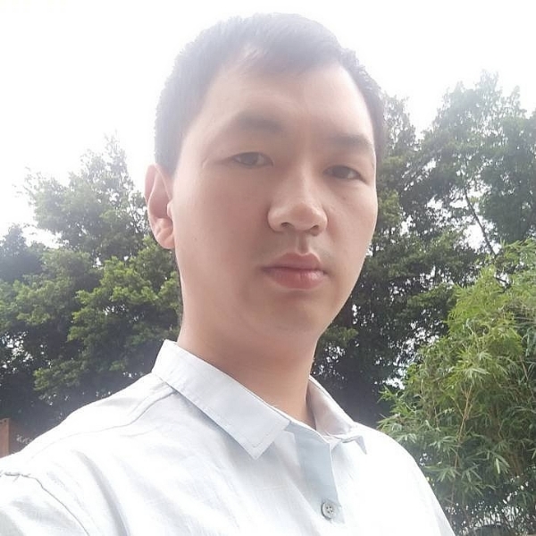 文艺帅哥的照片
