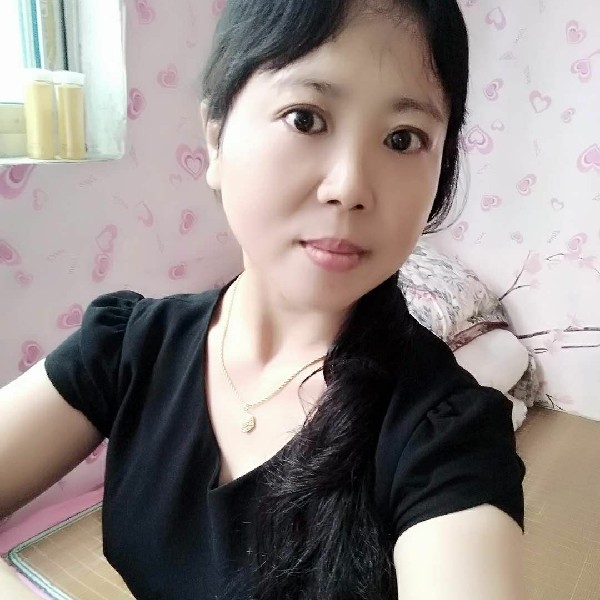 老虎恬静的照片