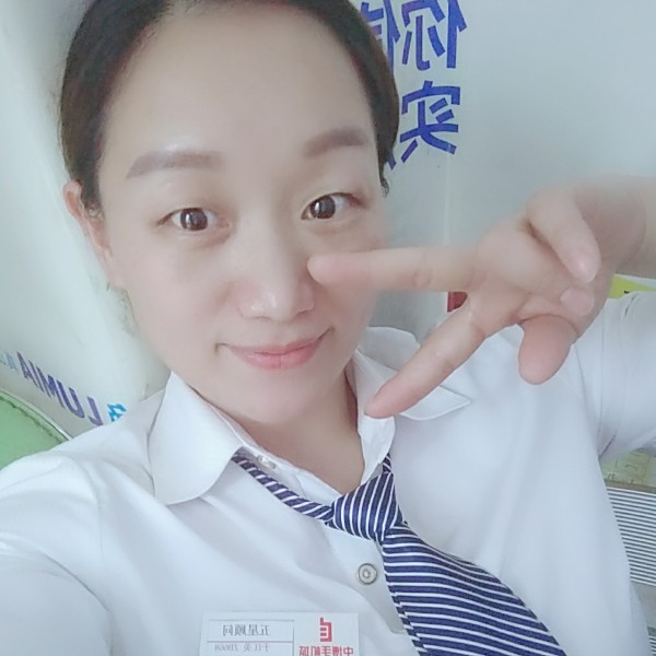 小~江的照片