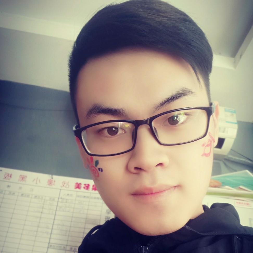 喂狗的青春…的照片