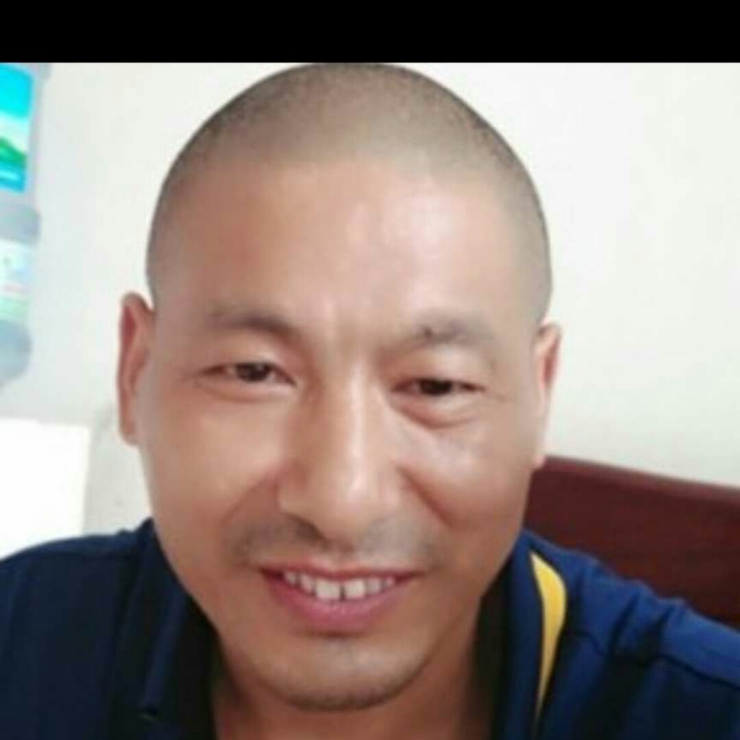 洁净踢高跟鞋的照片
