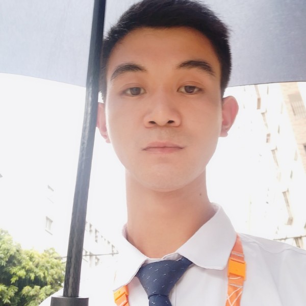 孝顺笑白昼的照片