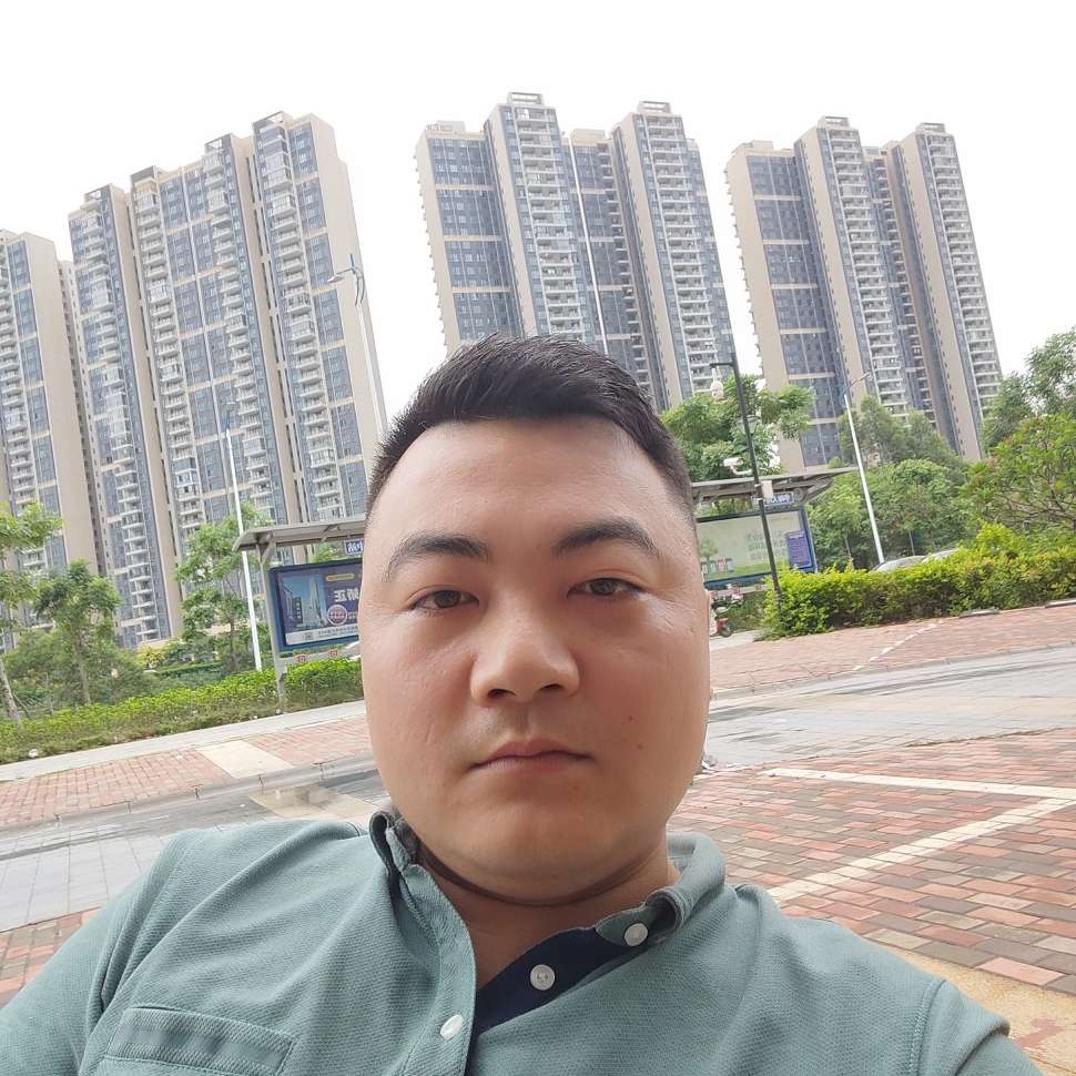 知性小哥的照片