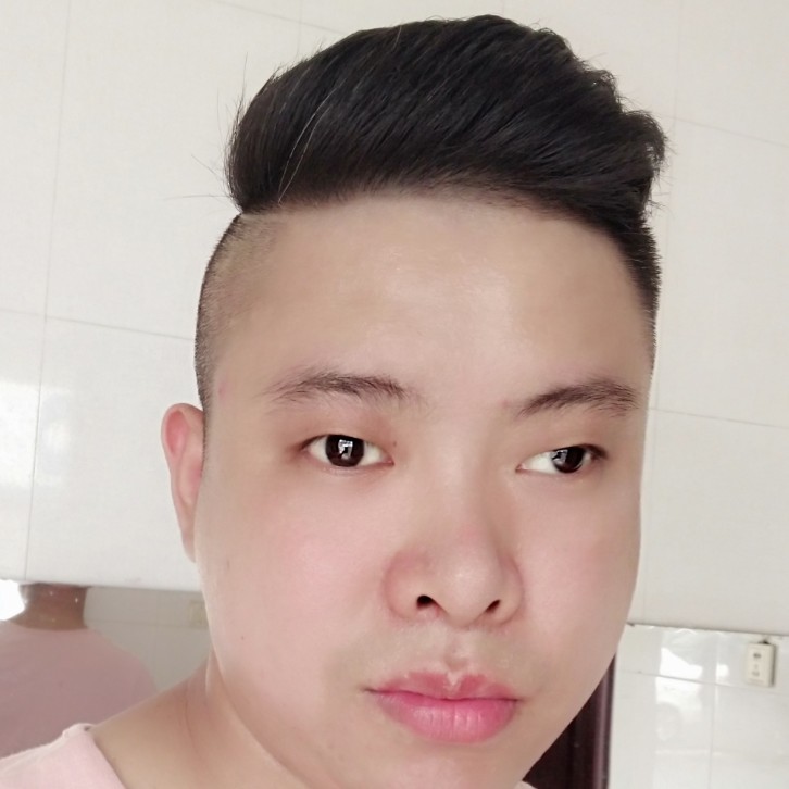 能干蹁跹书包的照片