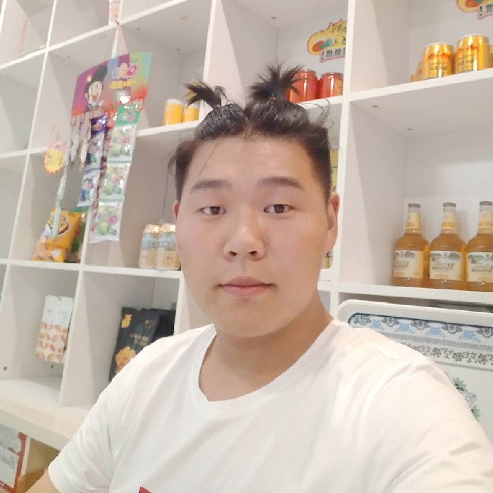 182的小李的照片