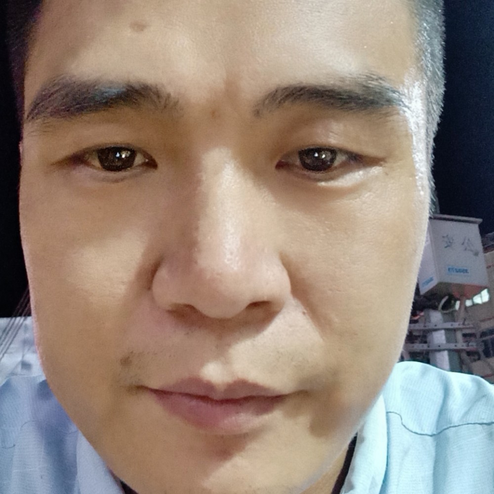 保温杯卡布奇诺的的照片