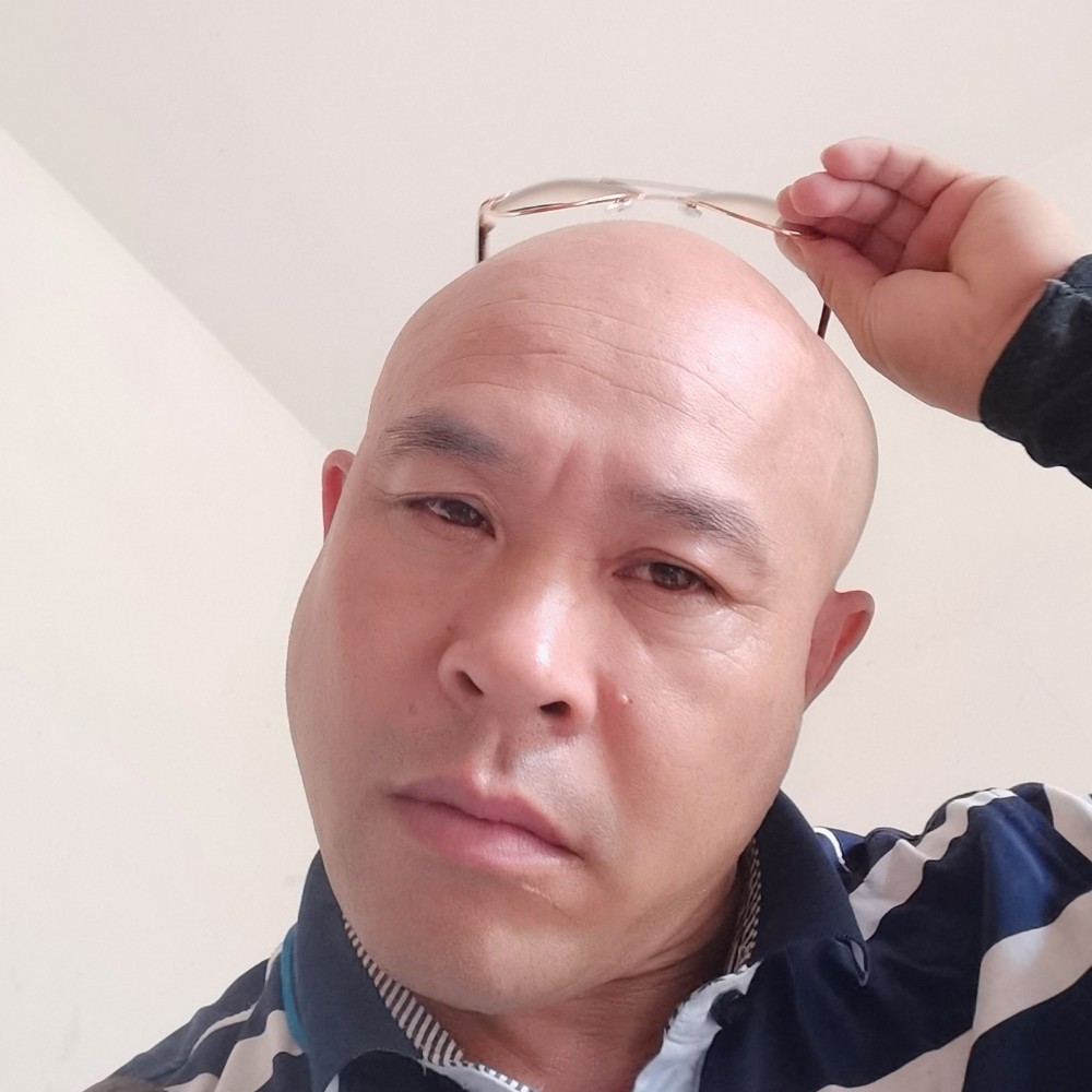 卢振学的照片