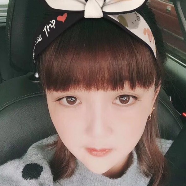 深情老师的照片