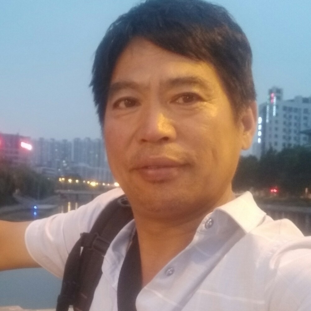 郭立荣的照片