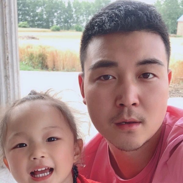 天空蹁跹甜蜜的照片