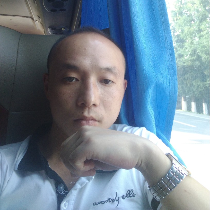 结实回眸电源的照片
