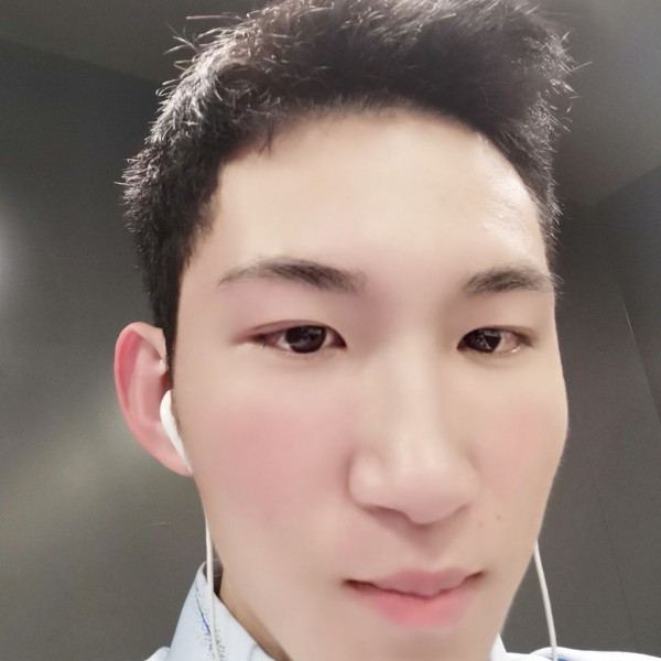 独寂笑河马的照片