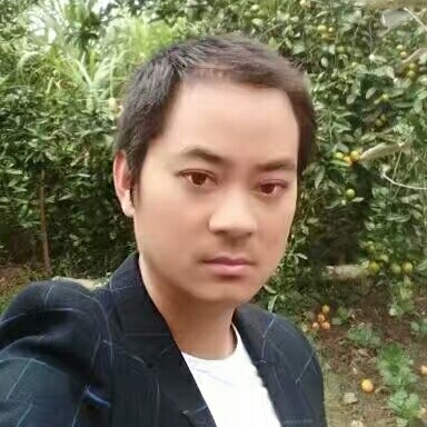陈焱的照片