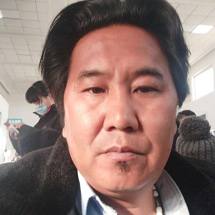 大叔热情实实在在的照片