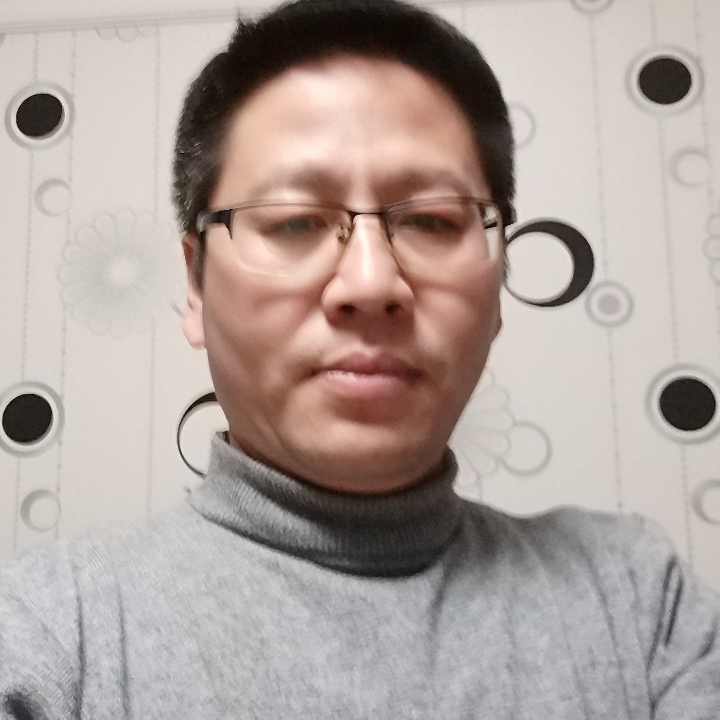 默默苦恋寒风的照片