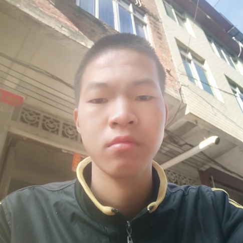 陈9的照片