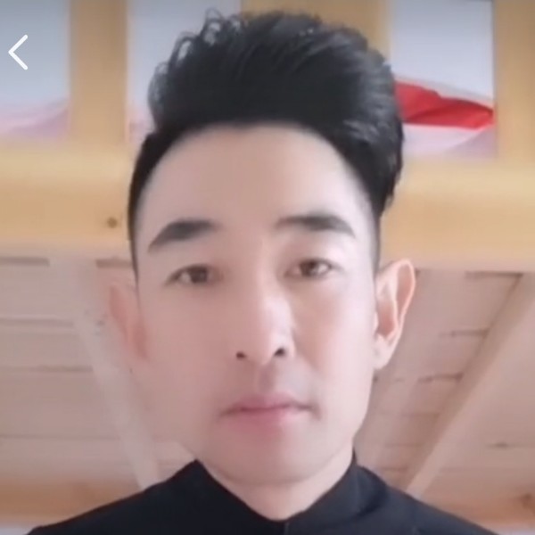情伤无泪孤独一人的照片