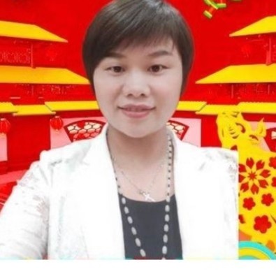 庭院里的楼阁的照片