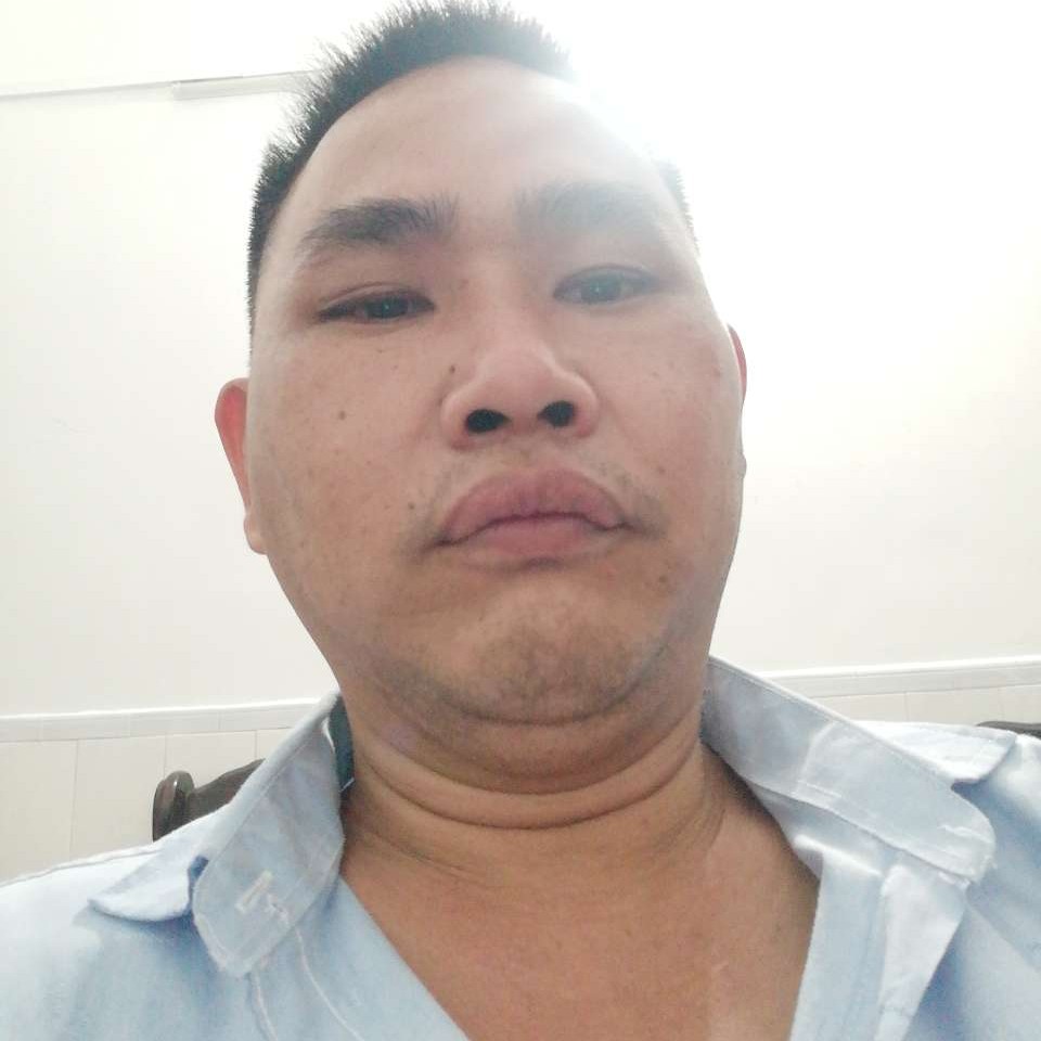 外向踢崖悔的照片
