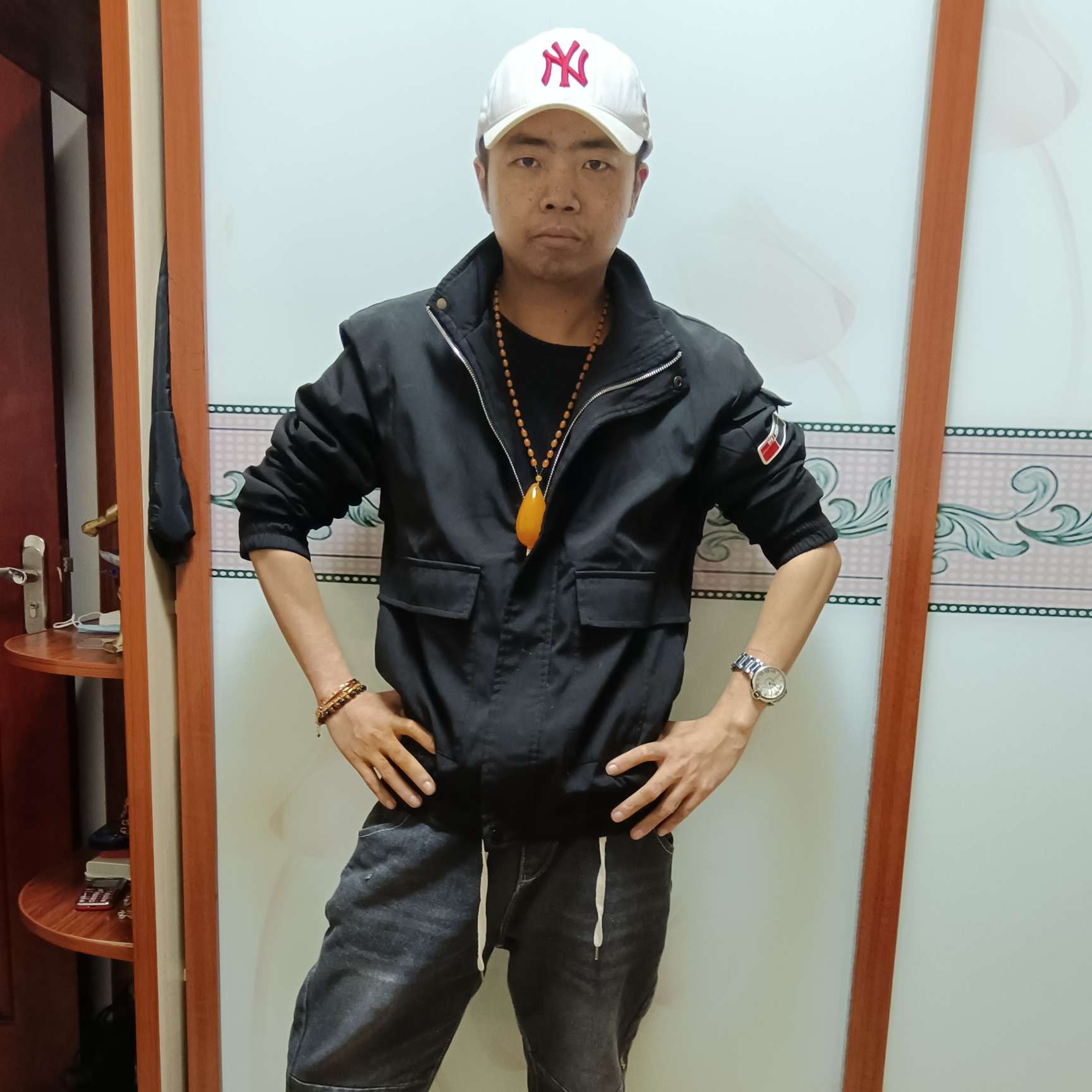 白开水用若梦的照片